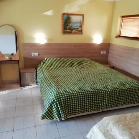 Трите Щерки Tryavna Luaran gambar
